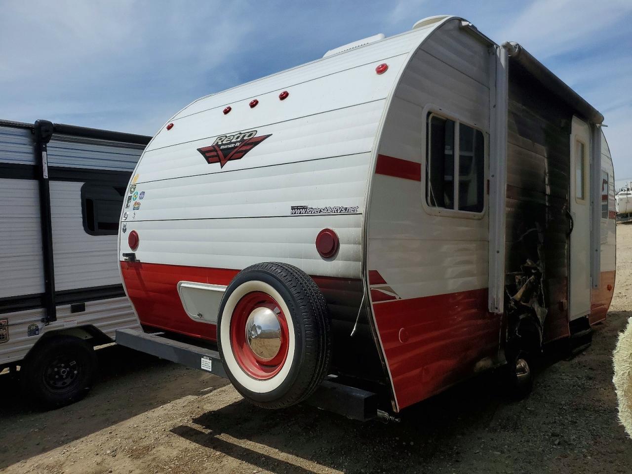 2018 RIVERSIDE TRAVEL TRAILER — Фото 4 из 10