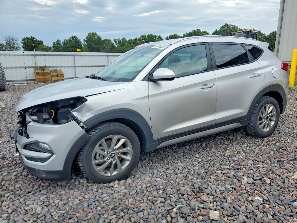 2017 HYUNDAI TUCSON KM8J3CA42HU268577