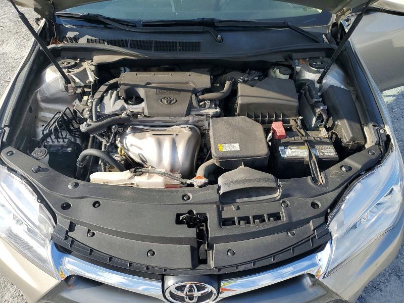 2016 TOYOTA CAMRY LE — Фото 11 из 12