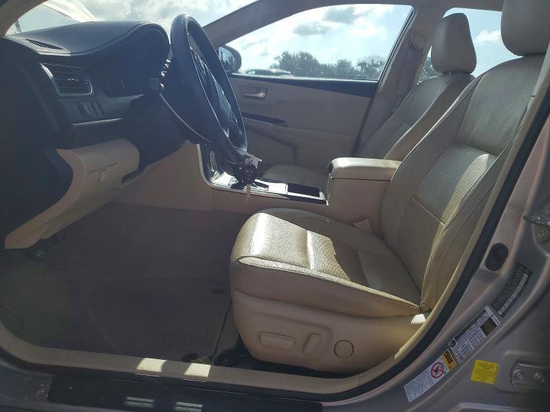 2016 TOYOTA CAMRY LE — Фото 7 из 12