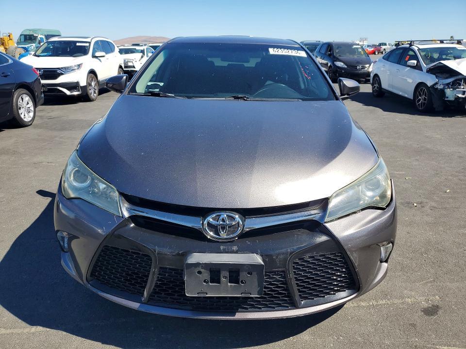 2016 TOYOTA CAMRY SE — Фото 5 из 12