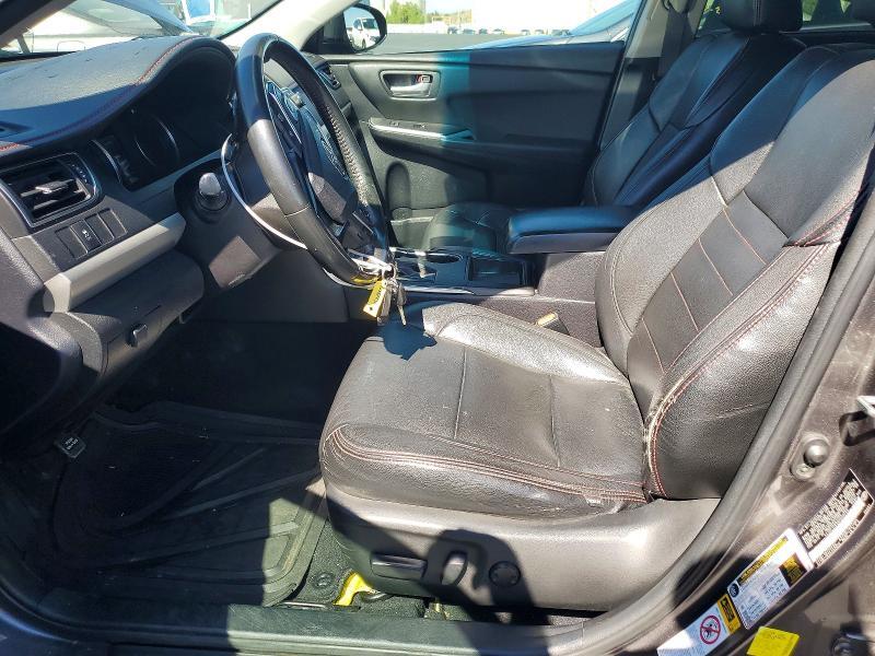 2016 TOYOTA CAMRY SE — Фото 7 из 12