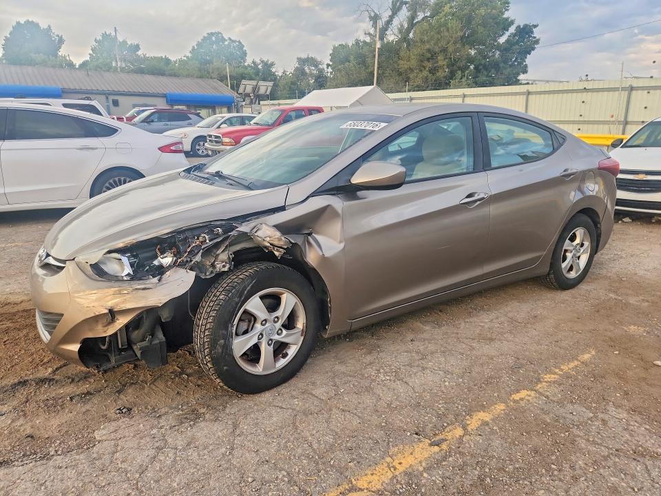 2014 HYUNDAI ELANTRA 5NPDH4AE1EH513988