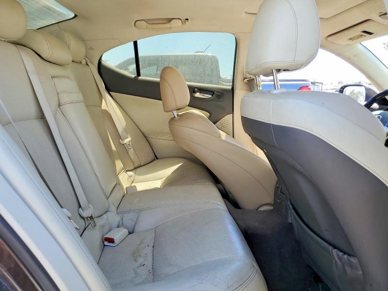 2012 LEXUS IS 250 — Фото 10 из 12