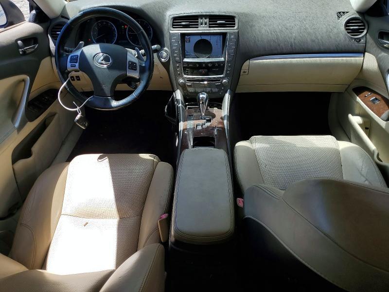 2012 LEXUS IS 250 — Фото 8 из 12