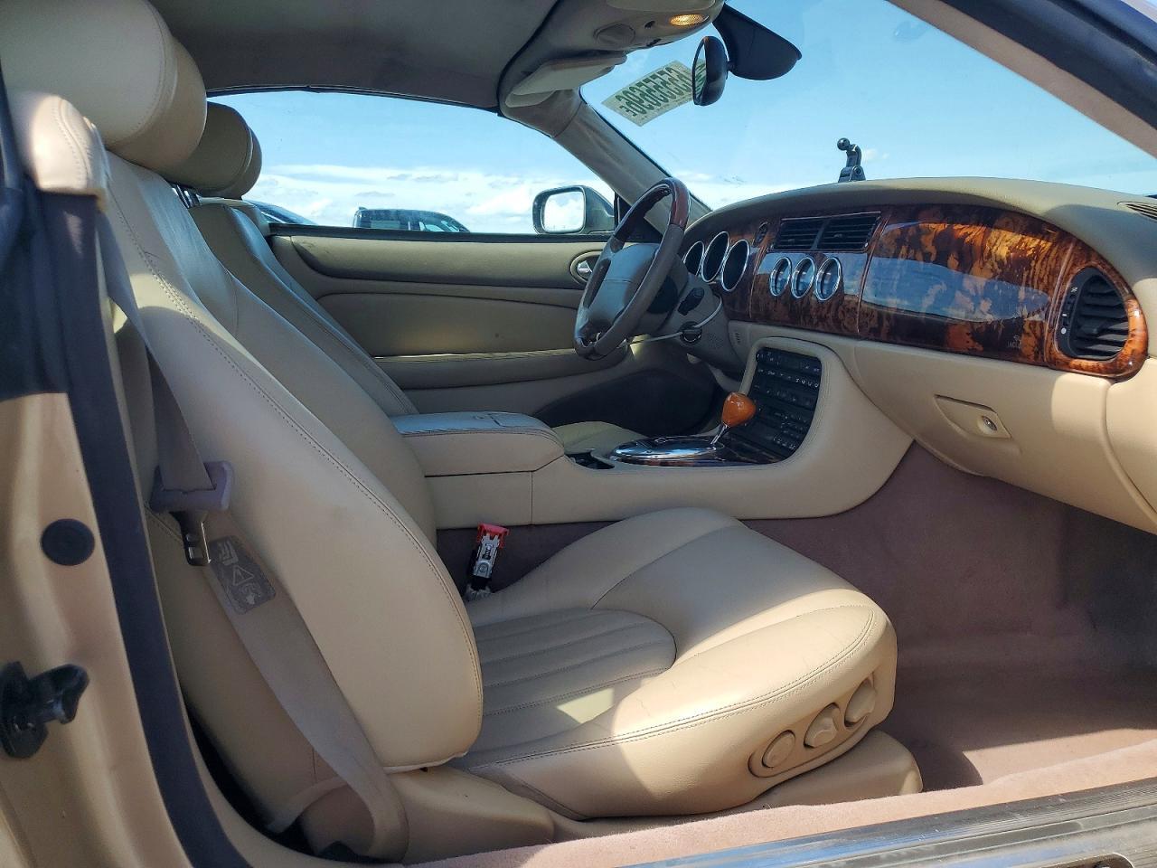 2004 JAGUAR XK8 — Фото 10 из 12