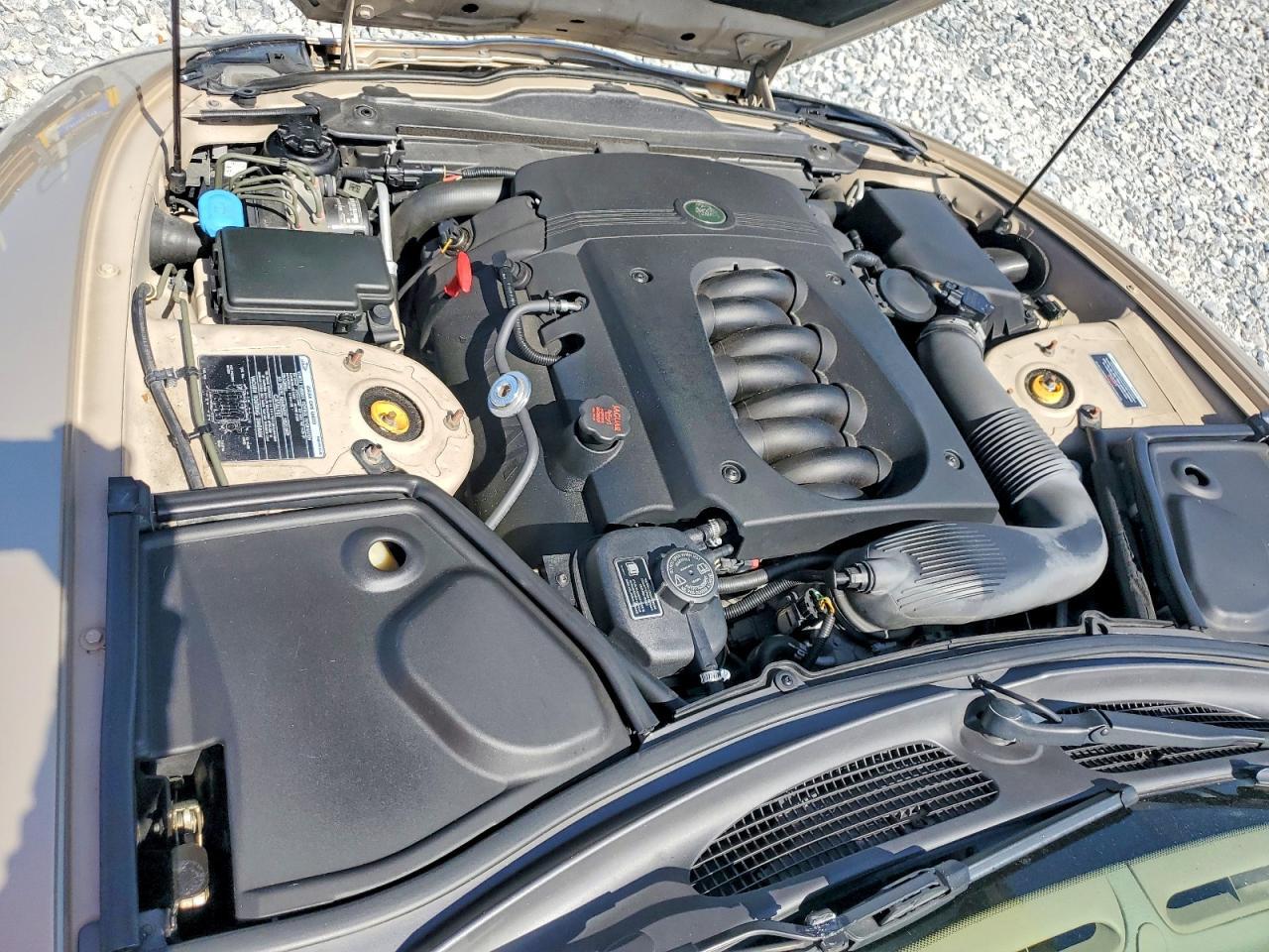 2004 JAGUAR XK8 — Фото 11 из 12