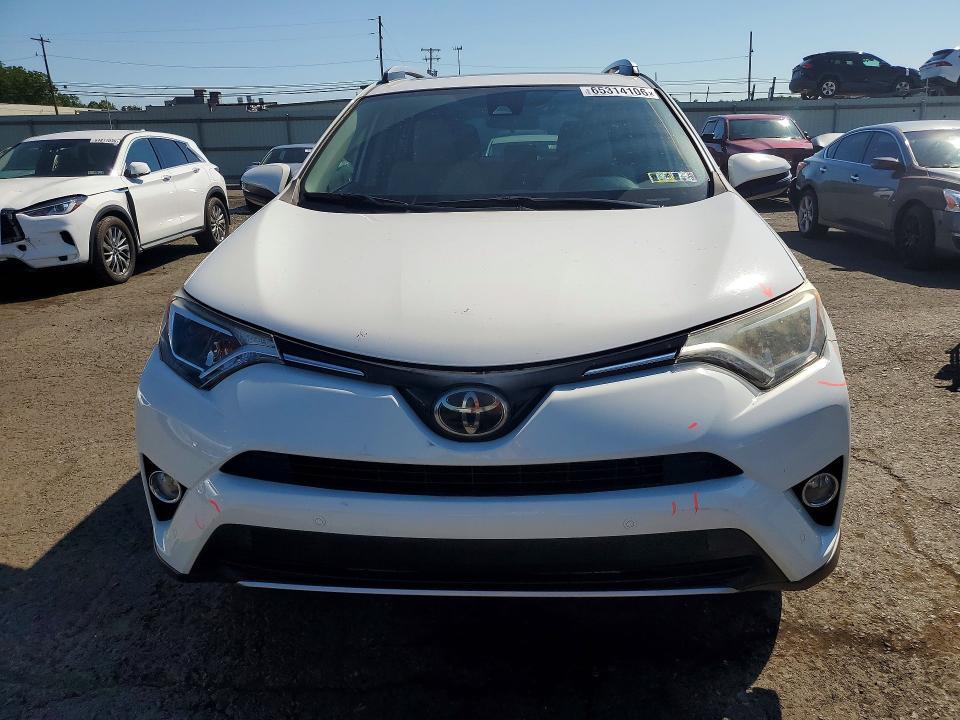 2017 TOYOTA RAV4 XLE — Фото 5 из 13