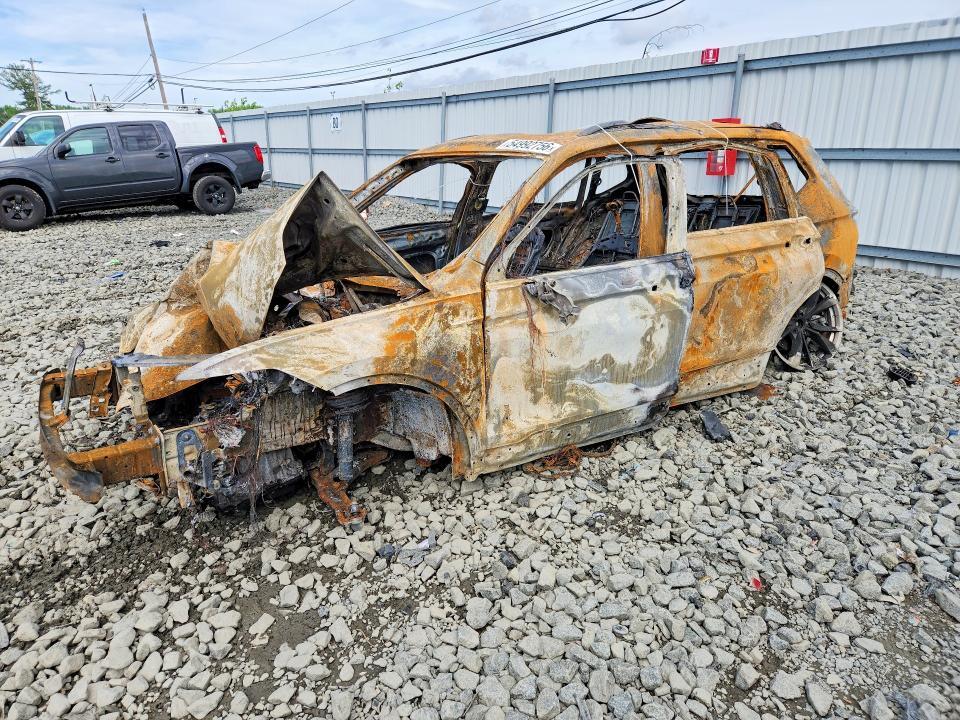 2022 VOLKSWAGEN TIGUAN 3VV4B7AX6NM109844