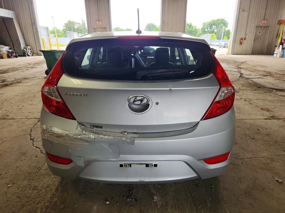 2012 HYUNDAI ACCENT SE — Фото 6 из 15