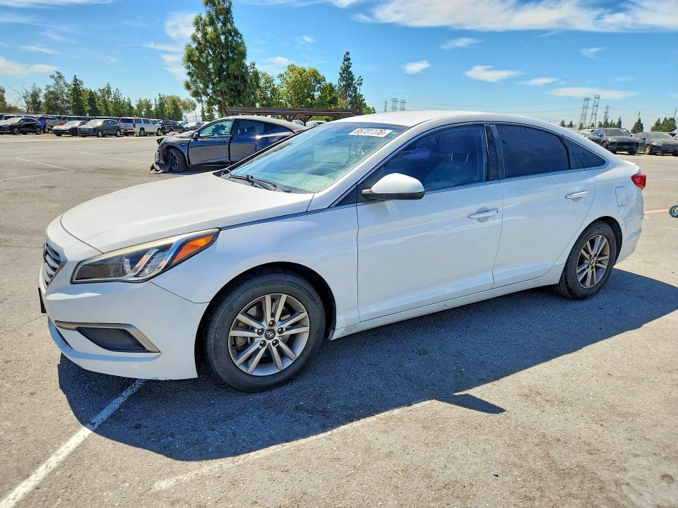 2017 HYUNDAI SONATA 5NPE24AF8HH530001