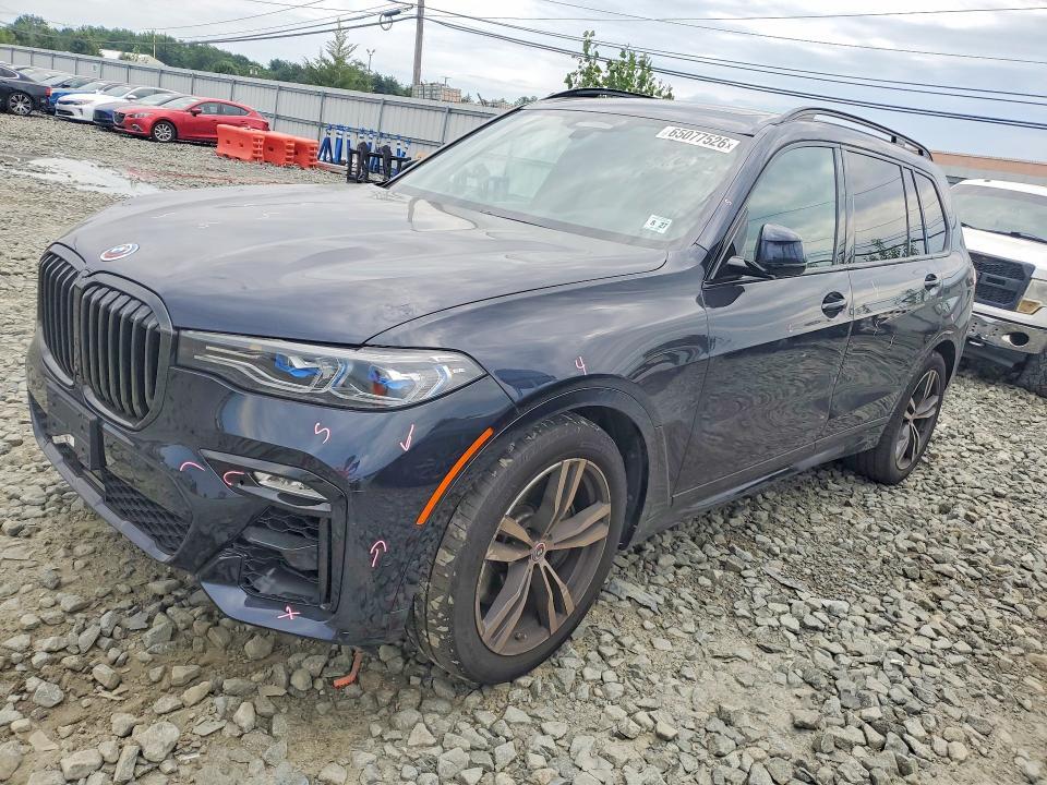 2022 BMW X7 5UXCX6C01N9N09491