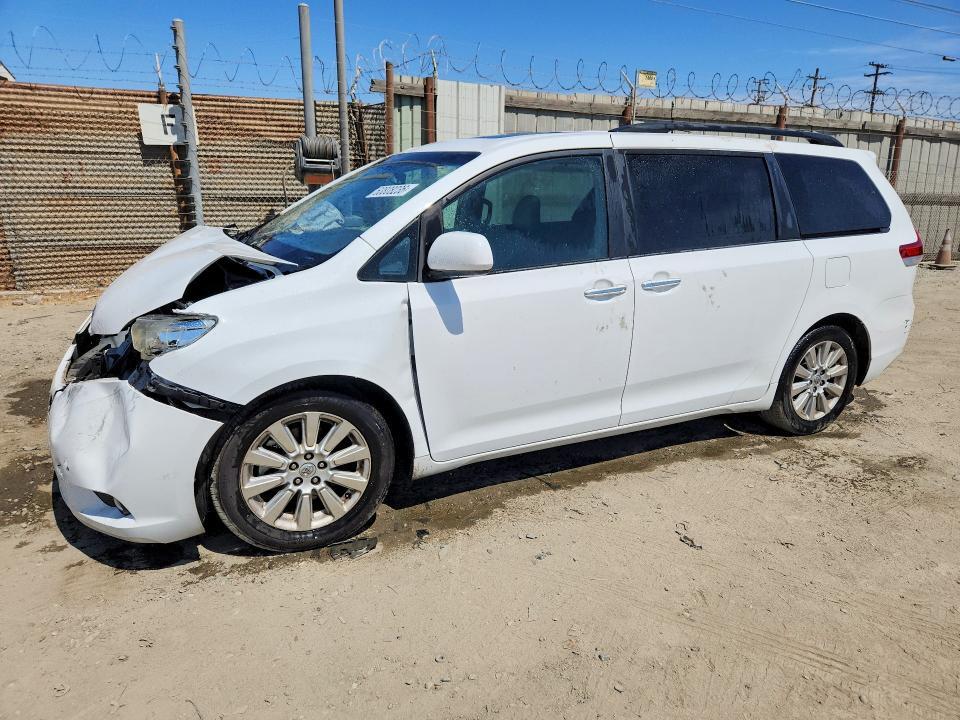 2014 TOYOTA SIENNA 5TDDK3DC5ES079297