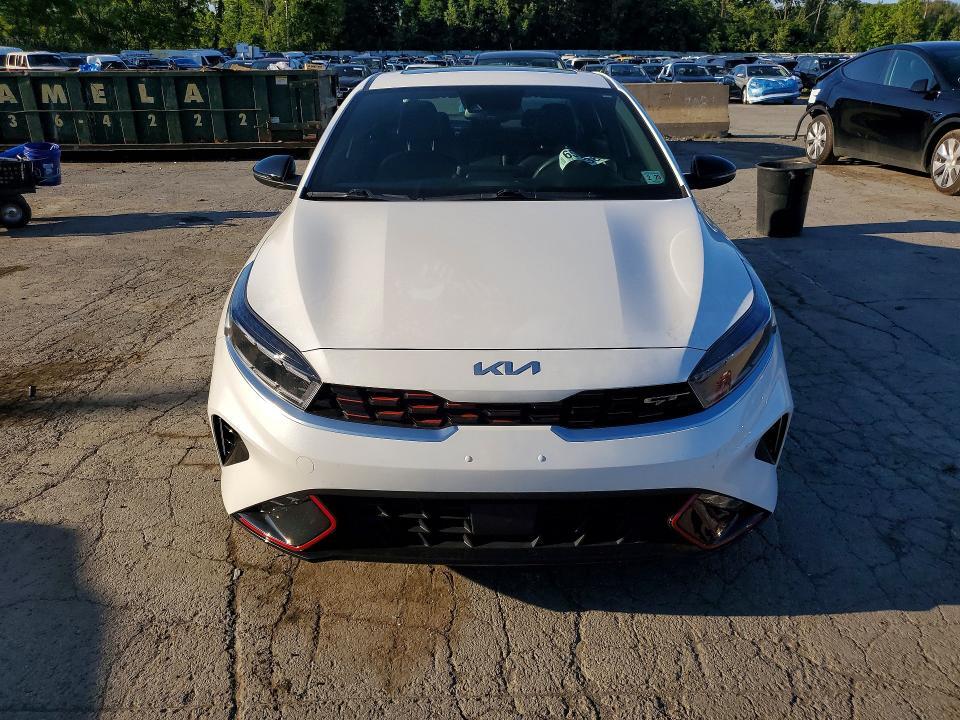 2024 KIA FORTE GT — Фото 5 из 12