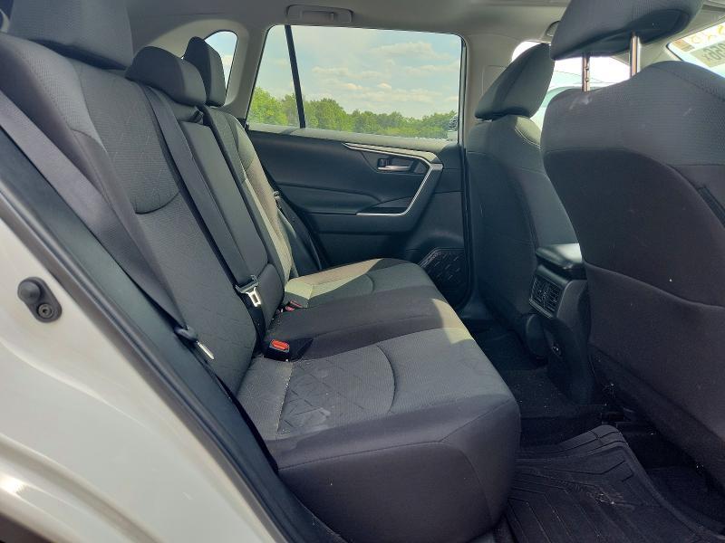 2023 TOYOTA RAV4 XLE — Фото 11 из 13