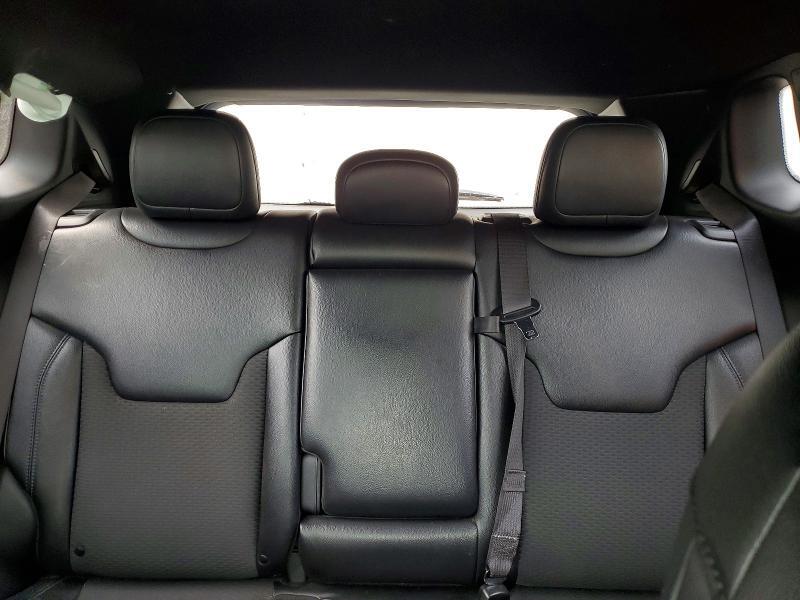 2023 JEEP COMPASS LATITUDE — Фото 10 из 14