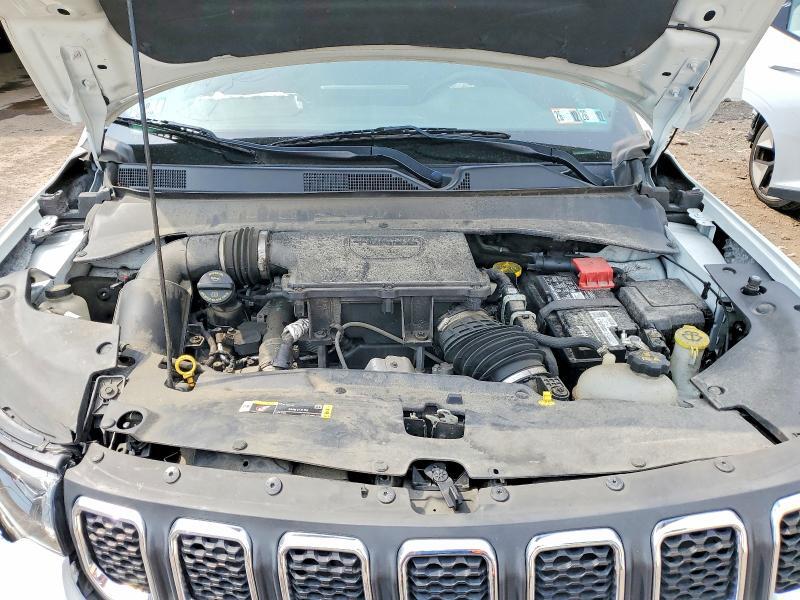 2023 JEEP COMPASS LATITUDE — Фото 12 из 14