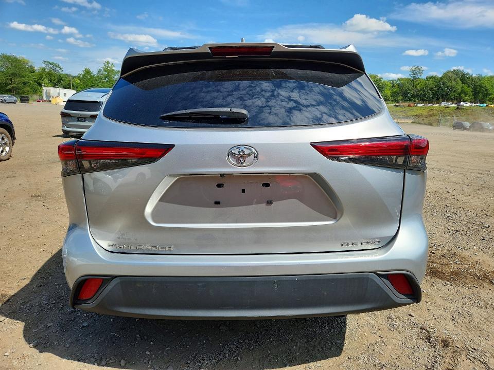 2022 TOYOTA HIGHLANDER XLE — Фото 6 из 12