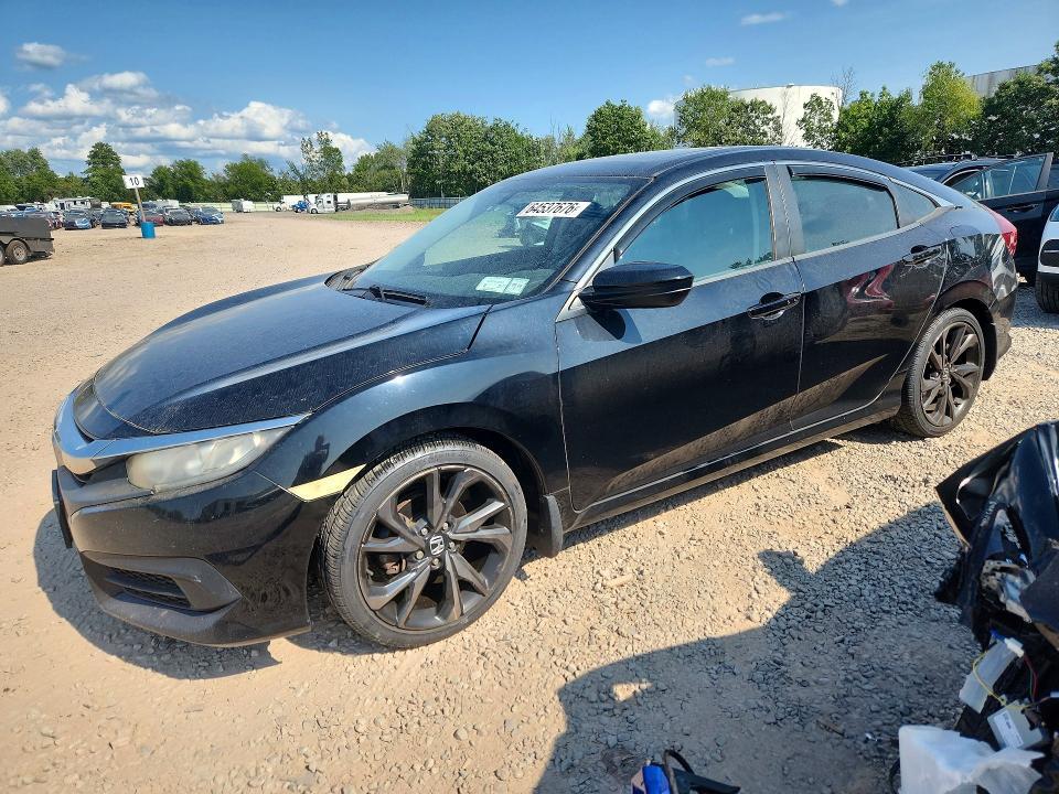 2018 HONDA CIVIC 2HGFC2F76JH520851