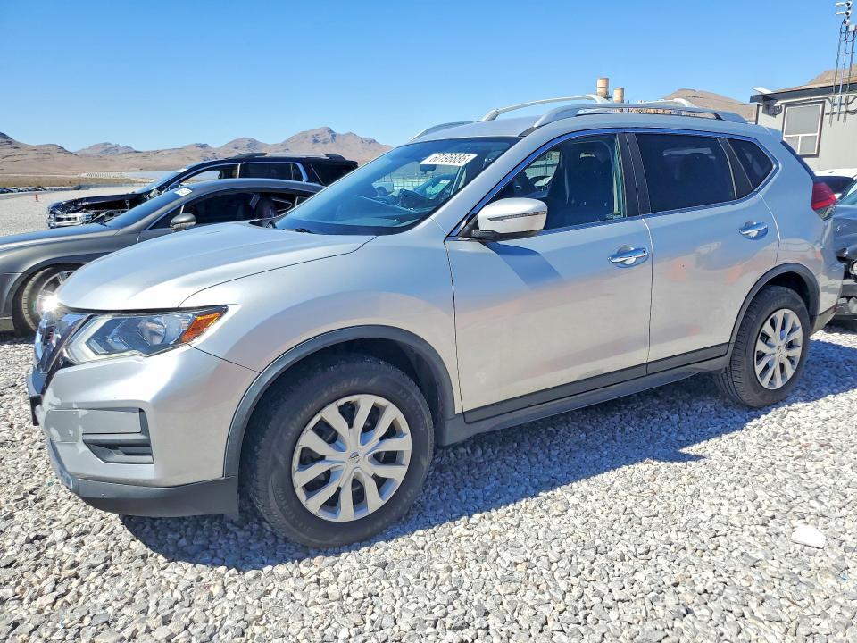 2017 NISSAN ROGUE JN8AT2MV3HW260256