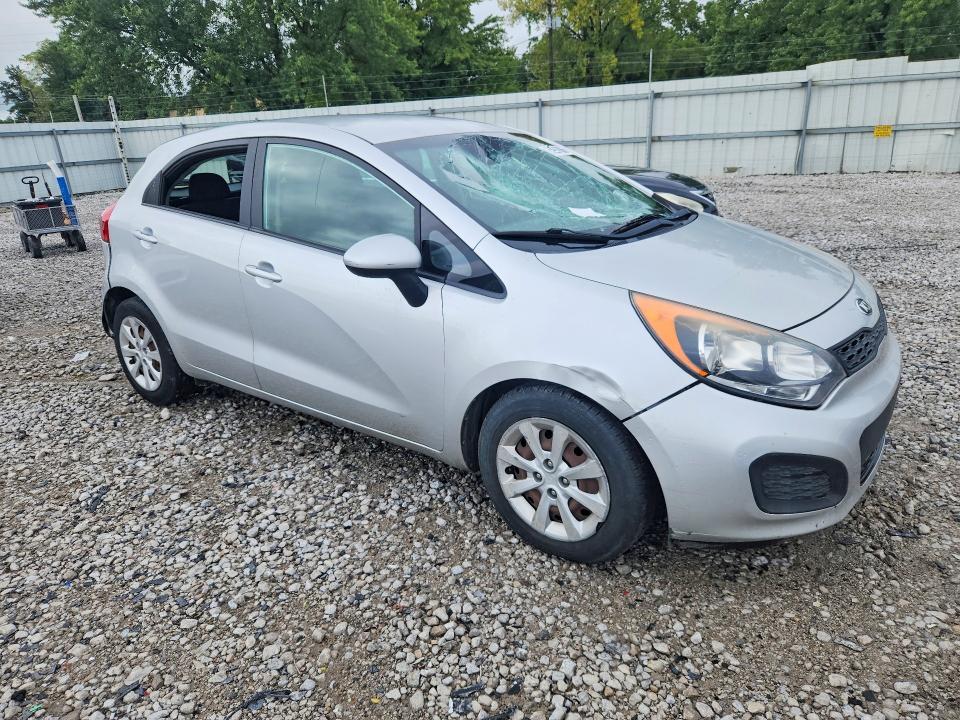 2015 KIA RIO LX — Фото 4 из 12