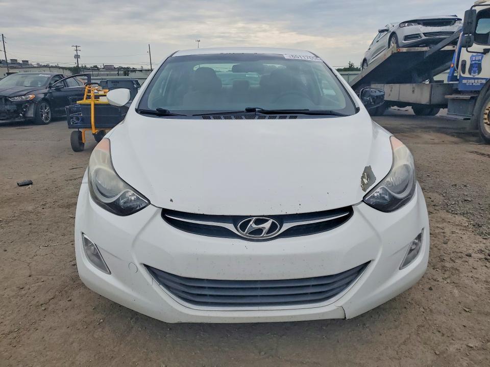 2013 HYUNDAI ELANTRA GLS — Фото 5 из 12