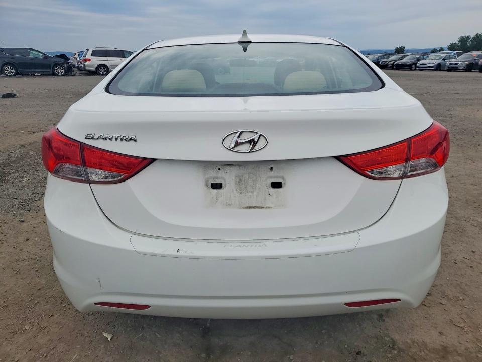2013 HYUNDAI ELANTRA GLS — Фото 6 из 12