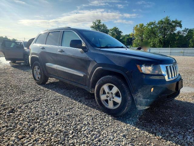 2013 JEEP GRAND CHEROKEE LAREDO — Фото 4 из 13