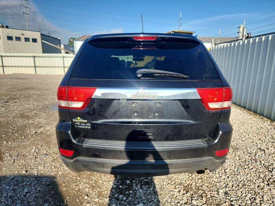 2013 JEEP GRAND CHEROKEE LAREDO — Фото 6 из 13