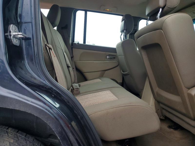 2011 JEEP LIBERTY SPORT — Фото 11 из 13