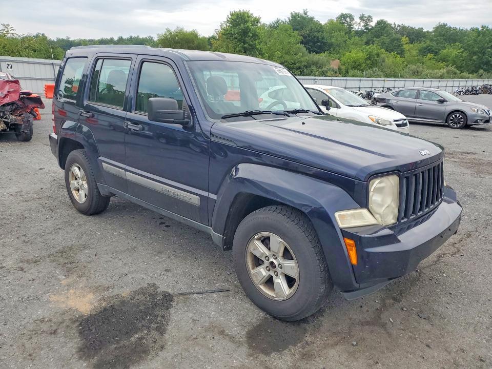 2011 JEEP LIBERTY SPORT — Фото 4 из 13