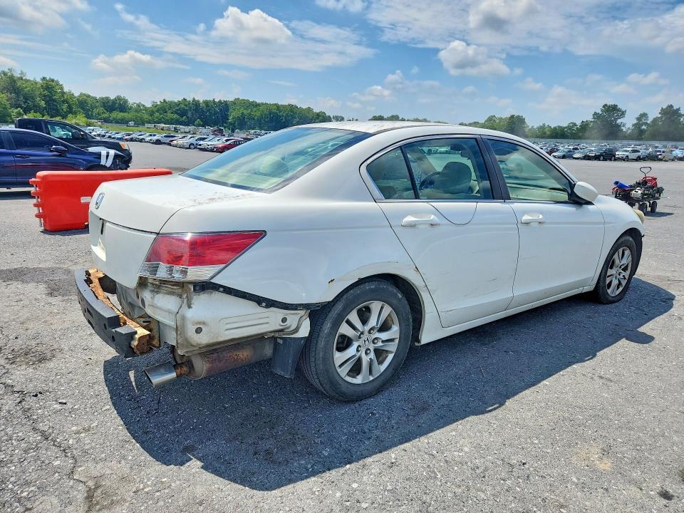 2010 HONDA ACCORD LXP — Фото 3 из 12
