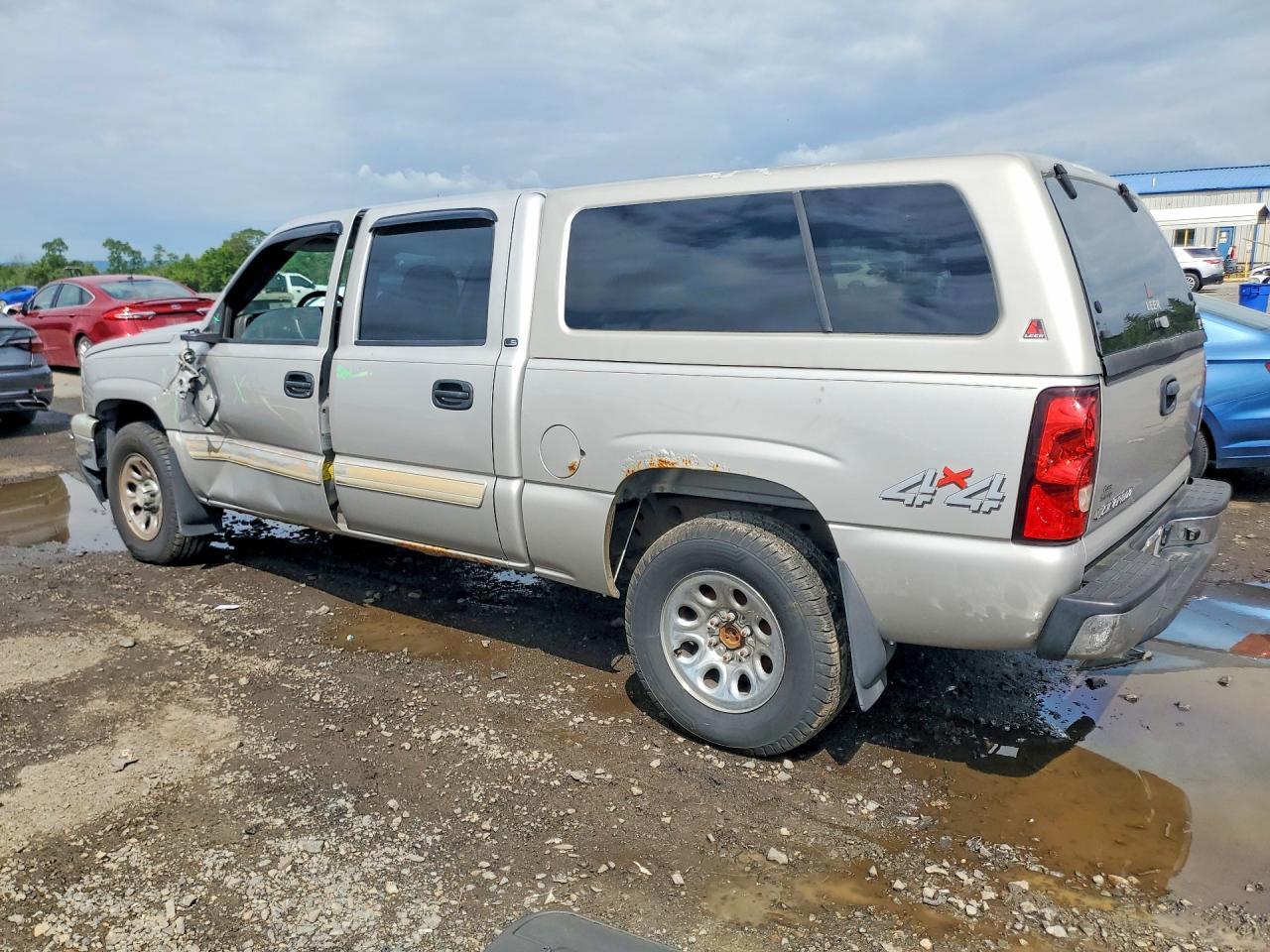2007 CHEVROLET SILVERADO K1500 CLASSIC CREW CAB — Фото 2 из 13