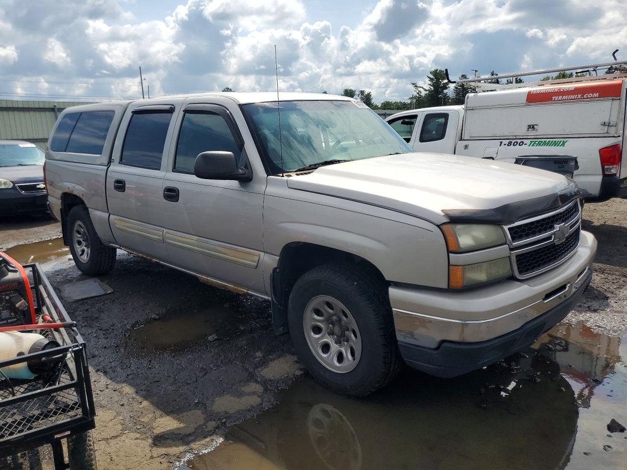 2007 CHEVROLET SILVERADO K1500 CLASSIC CREW CAB — Фото 4 из 13
