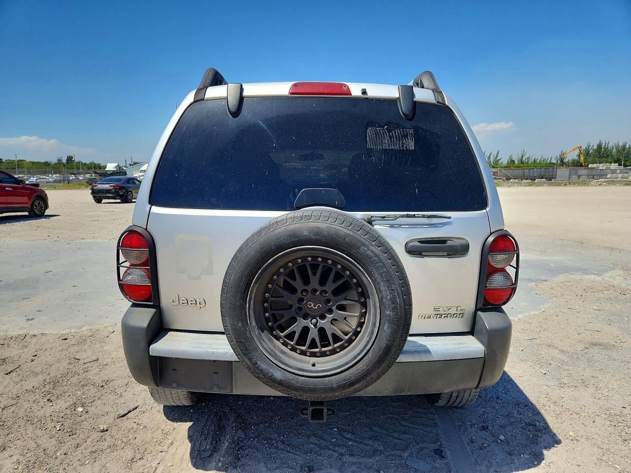 2005 JEEP LIBERTY RENEGADE — Фото 6 из 13