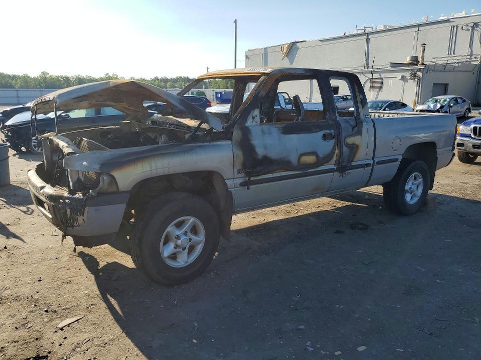 1999 DODGE RAM 1500 3B7HF13Z3XM590848