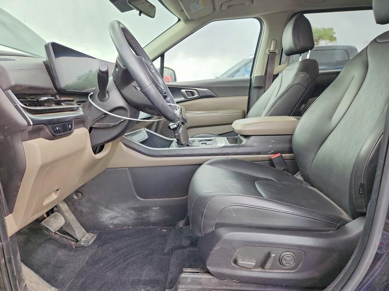 2025 KIA CARNIVAL LXS — Фото 7 из 15