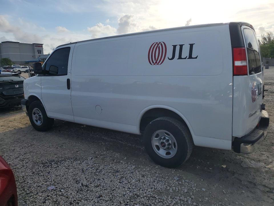 2022 GMC SAVANA G2500 — Фото 2 из 13