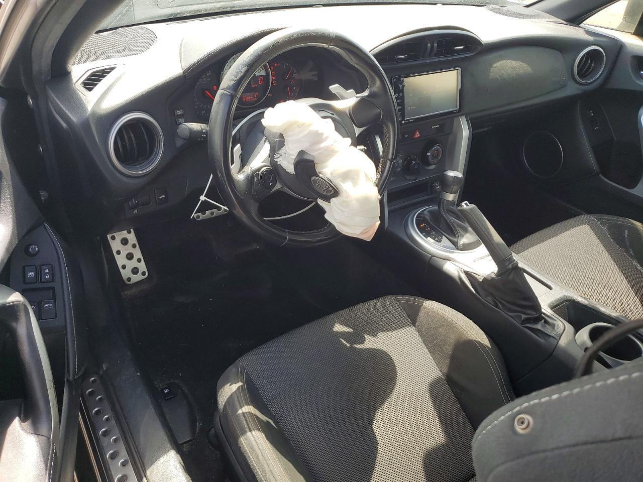 2019 TOYOTA 86 BASE — Фото 8 из 12