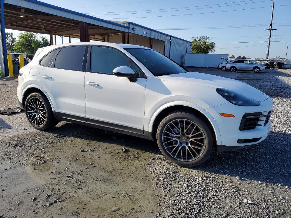 2019 PORSCHE CAYENNE — Фото 4 из 13
