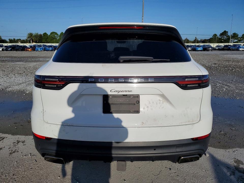 2019 PORSCHE CAYENNE — Фото 6 из 13