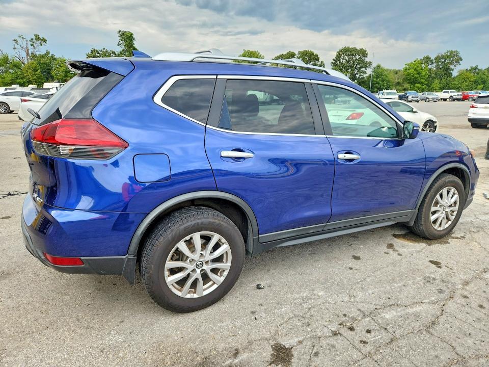 KNMAT2MVXJP577754 2018 NISSAN ROGUE photo no. 3