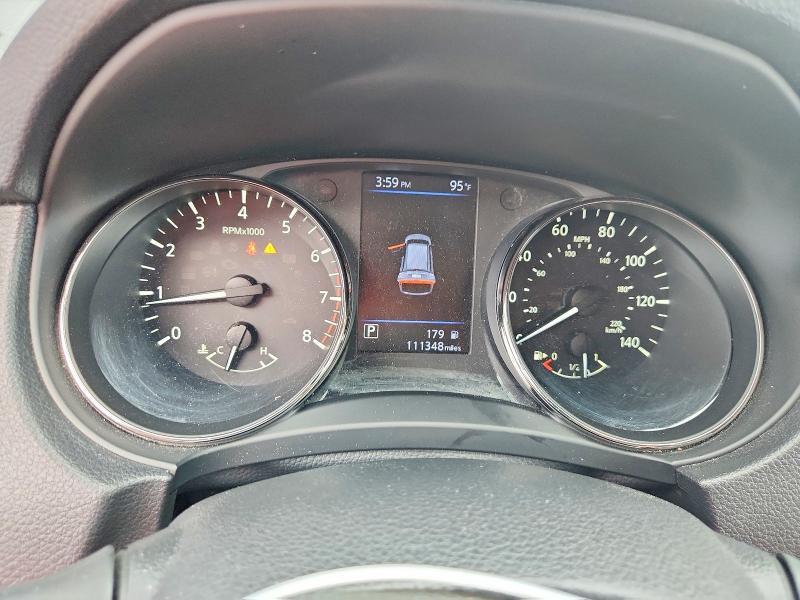 KNMAT2MVXJP577754 2018 NISSAN ROGUE photo no. 9