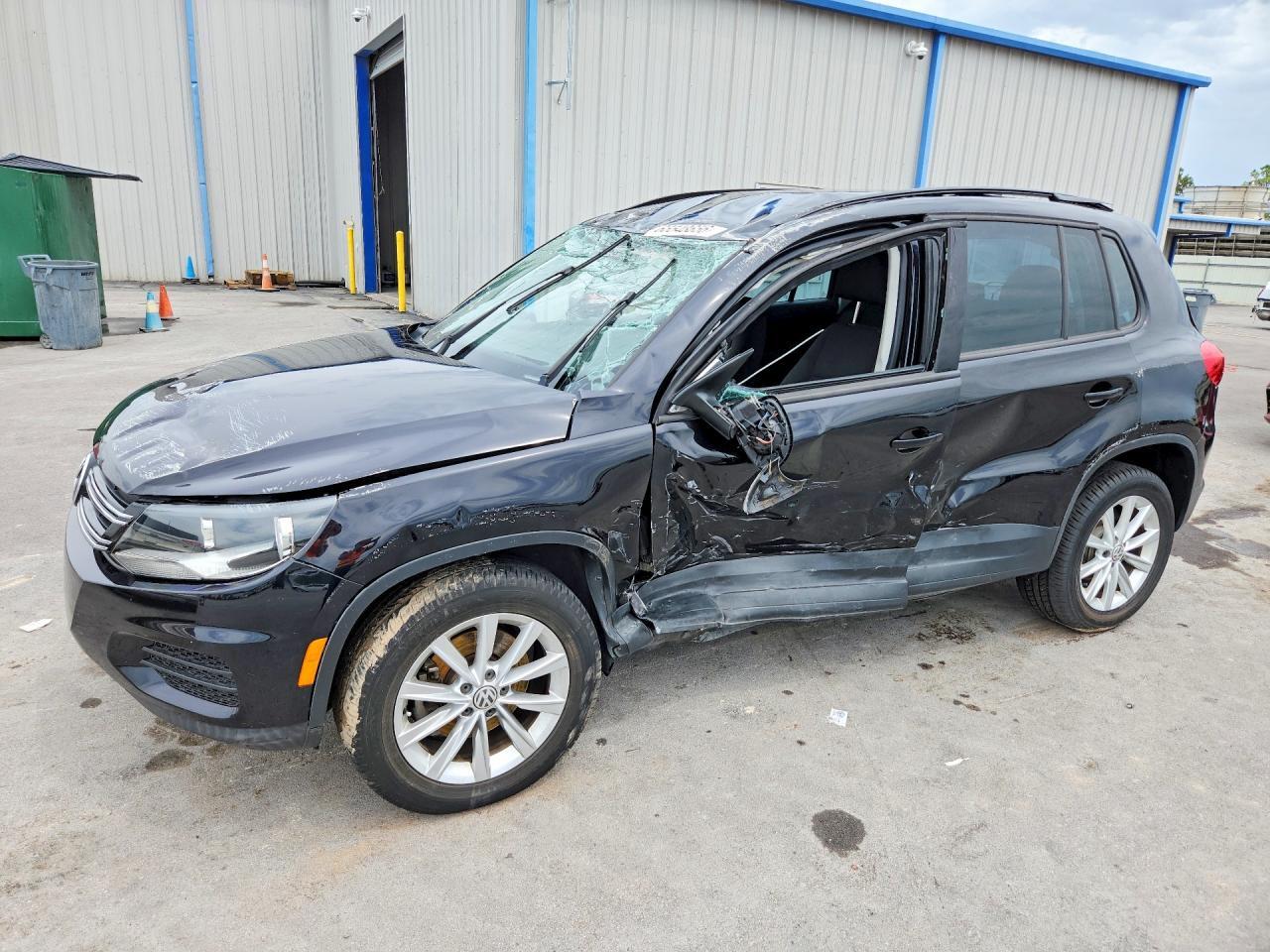 2018 VOLKSWAGEN TIGUAN LIMITED WVGAV7AX4JK002359