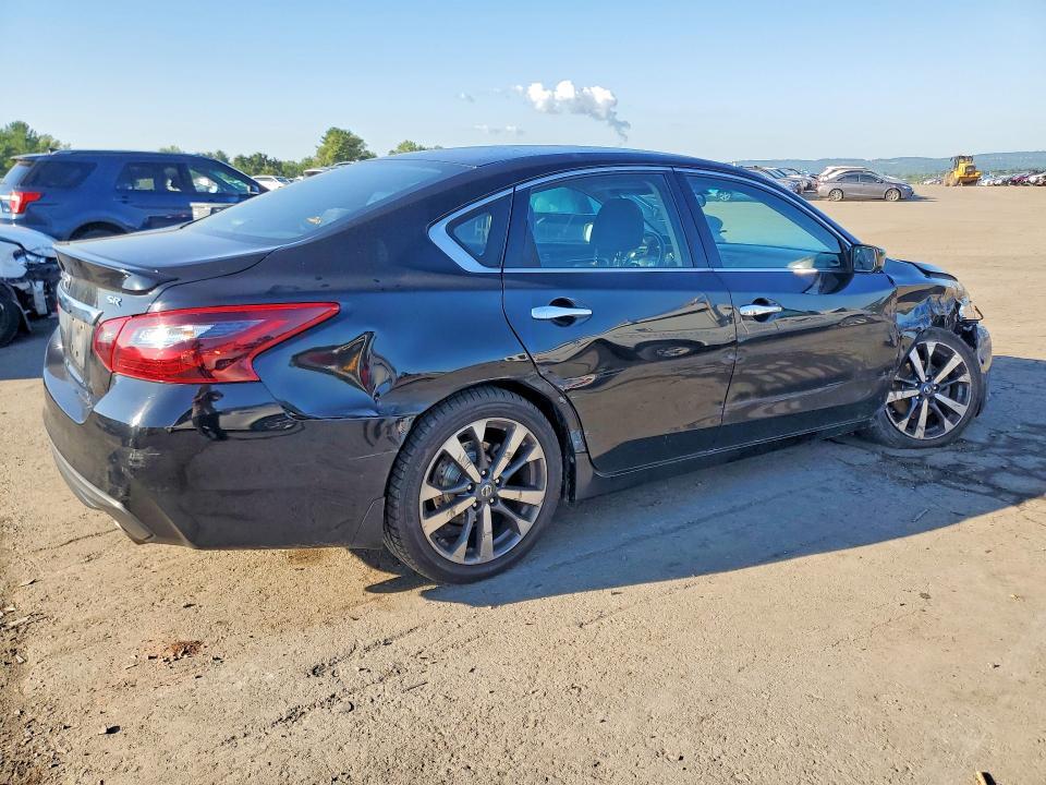 2017 NISSAN ALTIMA 2.5 SR — Фото 3 из 14