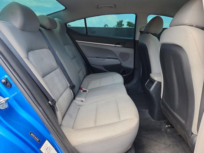 2017 HYUNDAI ELANTRA SE — Фото 10 из 14