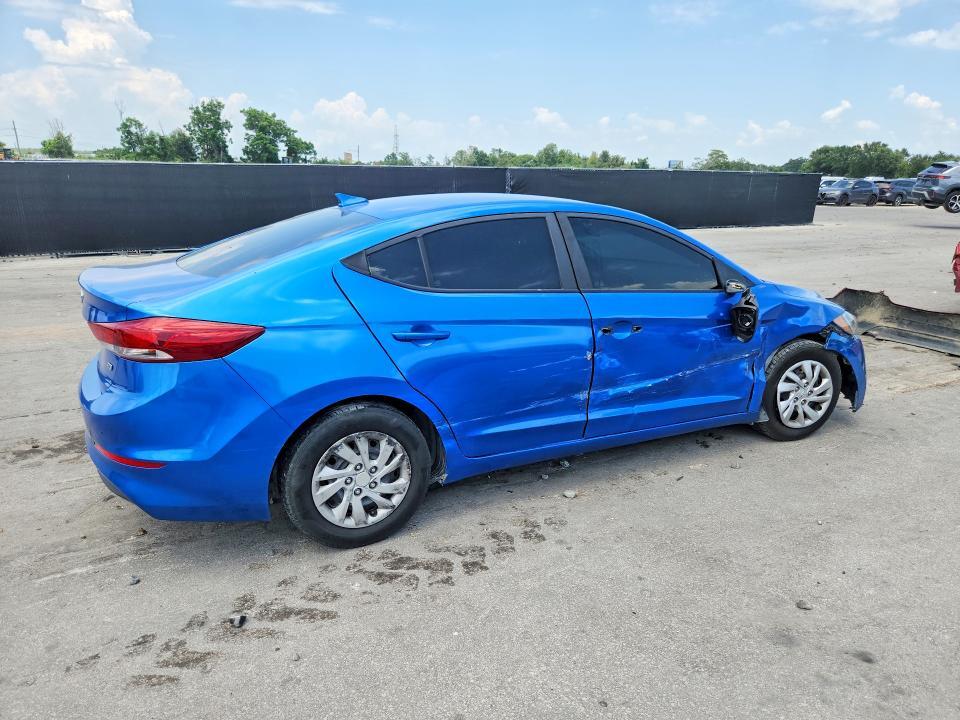 2017 HYUNDAI ELANTRA SE — Фото 3 из 14