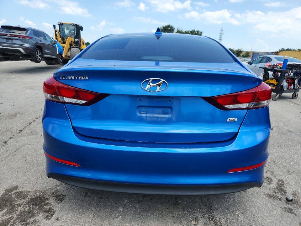 2017 HYUNDAI ELANTRA SE — Фото 6 из 14