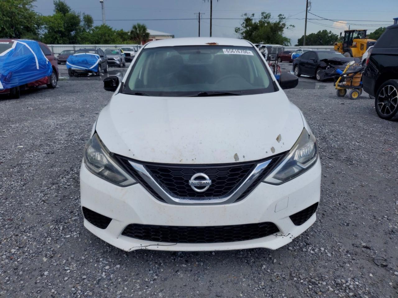 2017 NISSAN SENTRA SV — Фото 5 из 12