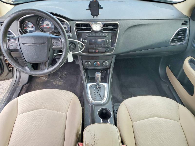 2013 CHRYSLER 200 LX — Фото 8 из 12